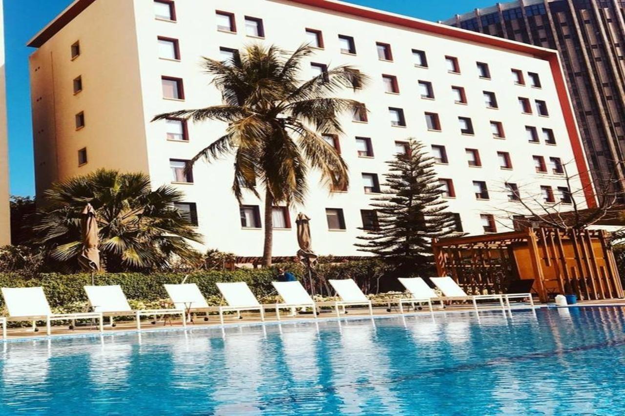 Отель Ibis Styles Дакар Экстерьер фото
