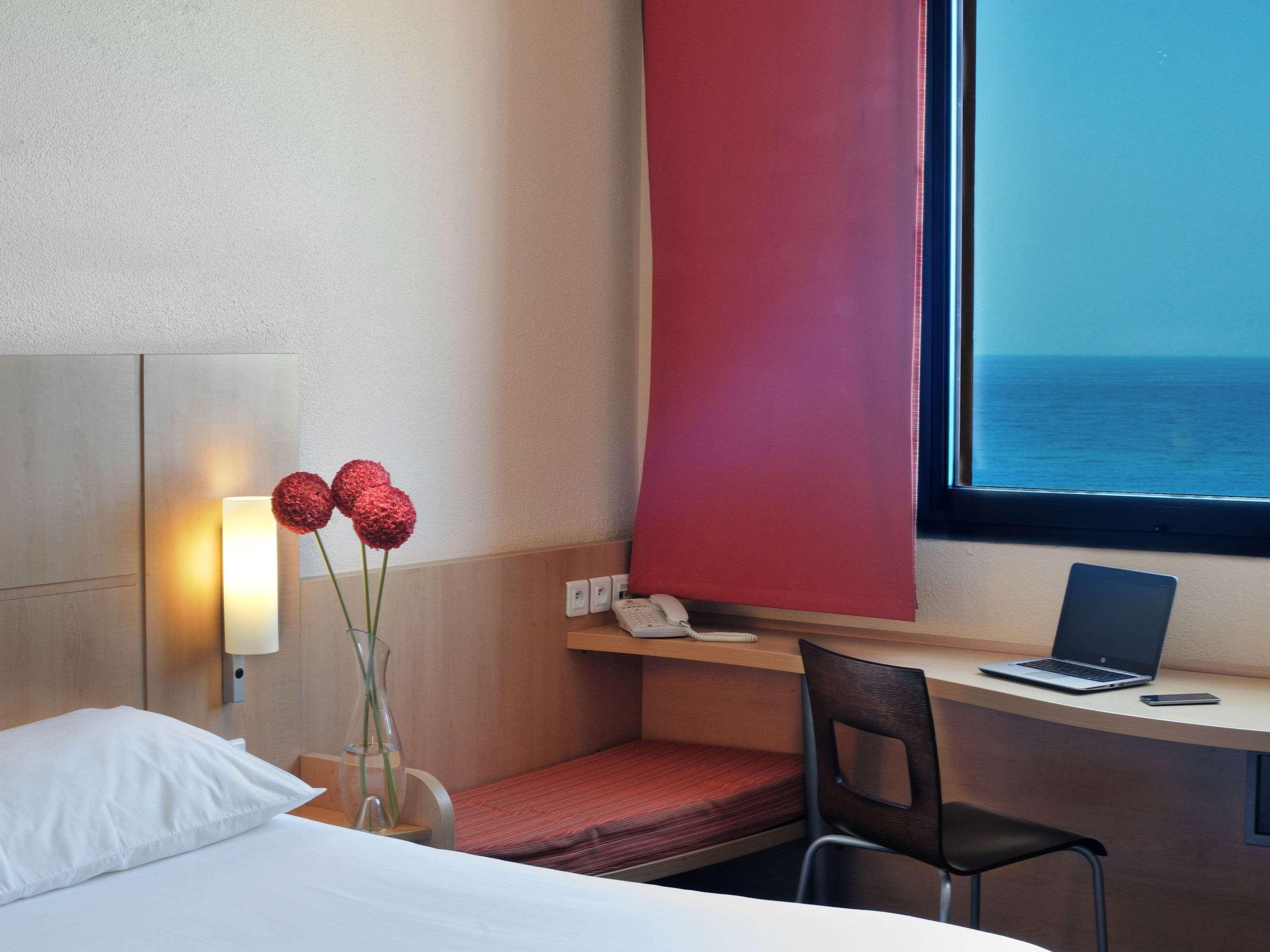 Отель Ibis Styles Дакар Экстерьер фото